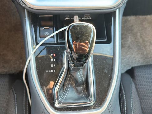 Used 2023 Subaru Outback Premium w/ Popular Package #1 image 9