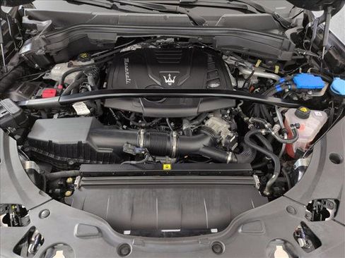 Used 2023 Maserati Grecale Modena image 23