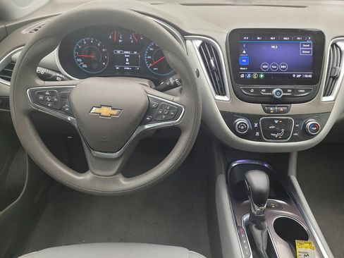 Used 2021 Chevrolet Malibu LS FWD image 22