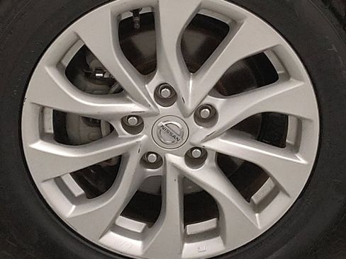 Used 2019 Nissan Sentra SV FWD image 31