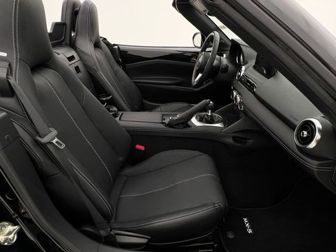 Used 2024 MAZDA MX-5 Miata Grand Touring image 16