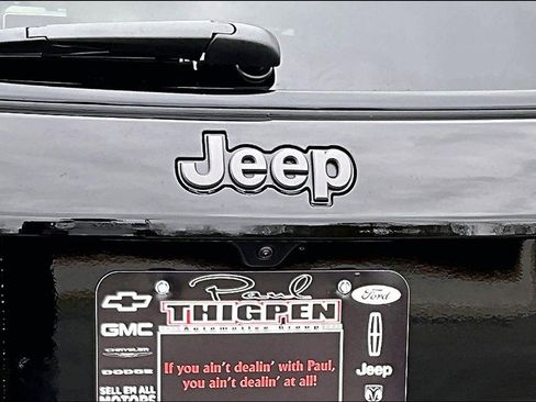 New 2026 Jeep Compass Latitude image 8