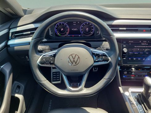 Used 2022 Volkswagen Arteon SE FWD image 12