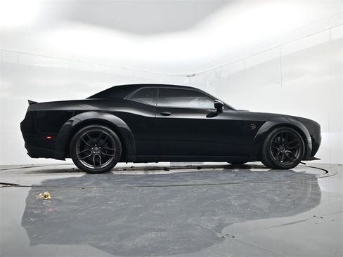Used 2019 Dodge Challenger SRT Hellcat w/ Widebody Package image 39