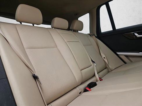 Used 2015 Mercedes-Benz GLK 350 2WD image 15