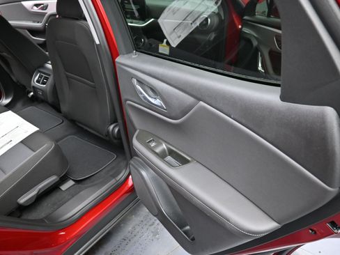 New 2026 Chevrolet Blazer LT w/ Convenience Package image 34