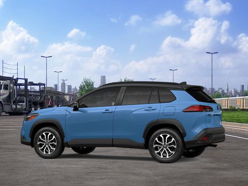 New 2026 Toyota Corolla Cross SE image 7