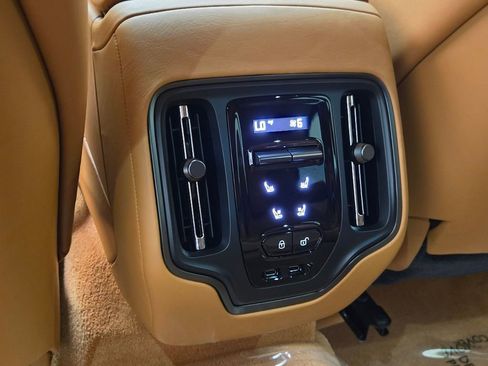 New 2026 Aston Martin DBX 707 AWD/4WD image 20