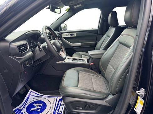 Used 2023 Ford Explorer Timberline w/ Timberline Technology Package AWD/4WD image 9