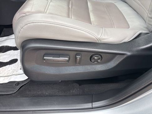 Certified 2019 Honda CR-V EX-L image 7