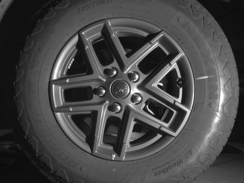 Used 2025 Jeep Wrangler Sport S image 14