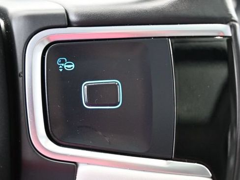 Certified 2025 Ford Expedition Platinum w/ Driver's Package AWD/4WD image 18