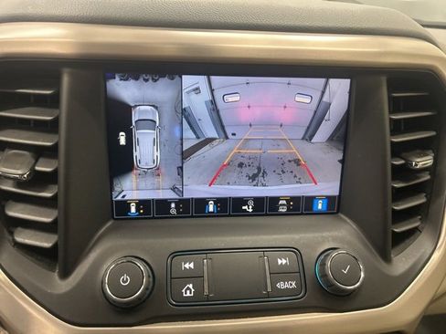 Used 2023 GMC Acadia Denali w/ Denali Ultimate Package image 13