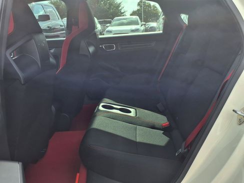 Certified 2024 Honda Civic Type R image 18