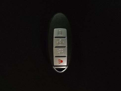 Used 2024 Nissan Sentra SV image 32