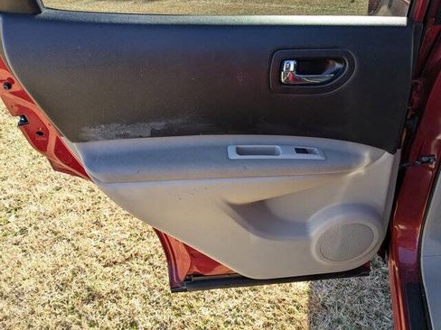 Used 2012 Nissan Rogue S w/ Special Edition Pkg image 25