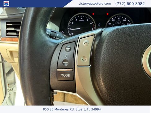 Used 2013 Lexus ES 350 w/ Luxury Pkg FWD image 26