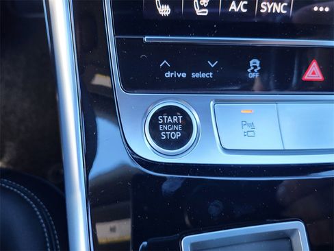 New 2026 Audi Q8 Premium Plus image 22