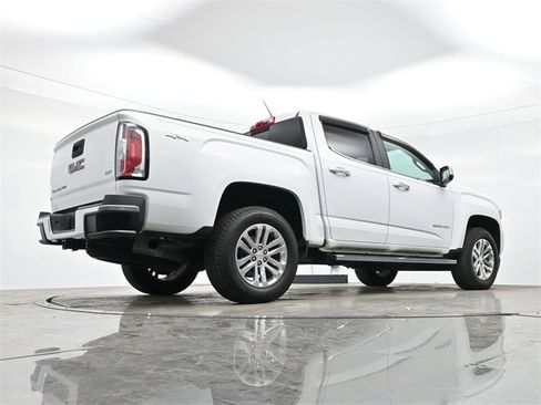 Used 2018 GMC Canyon SLT w/ Driver Alert Package image 28