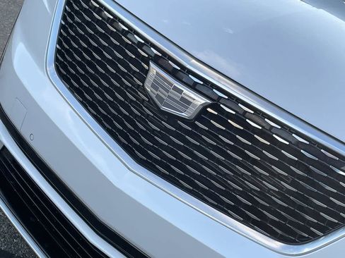 Certified 2024 Cadillac XT6 Premium Luxury w/ LPO, Floor Liner Package image 39