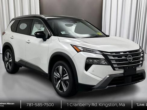 Used 2024 Nissan Rogue SL w/ SL Premium Package AWD/4WD image 3
