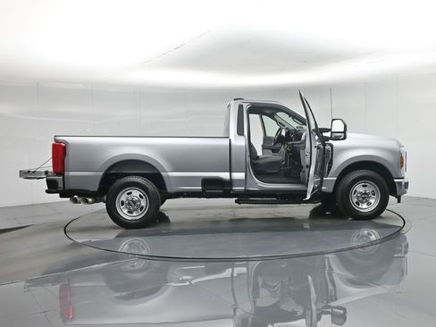 Used 2024 Ford F350 XL w/ XL Chrome Package image 4
