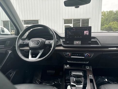 Used 2023 Audi Q5 2.0T Premium w/ Convenience Package AWD/4WD image 19