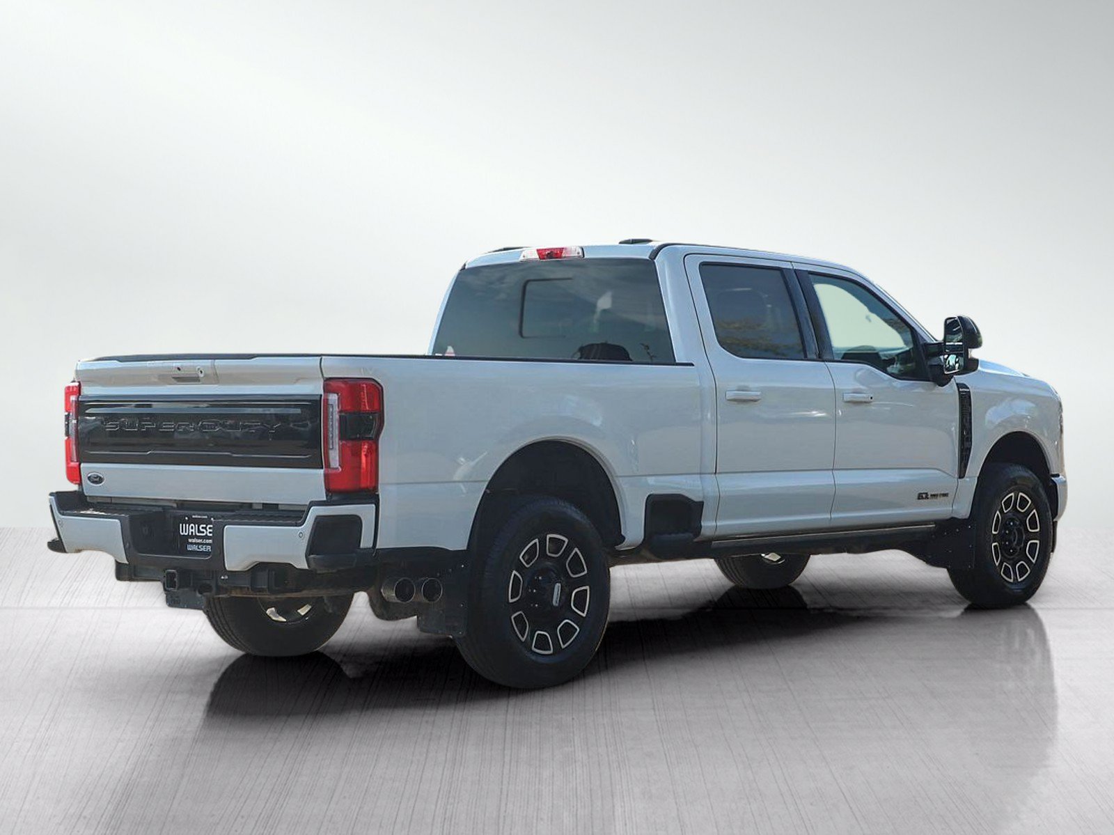 Used 2025 Ford F350 Platinum AWD/4WD image 6