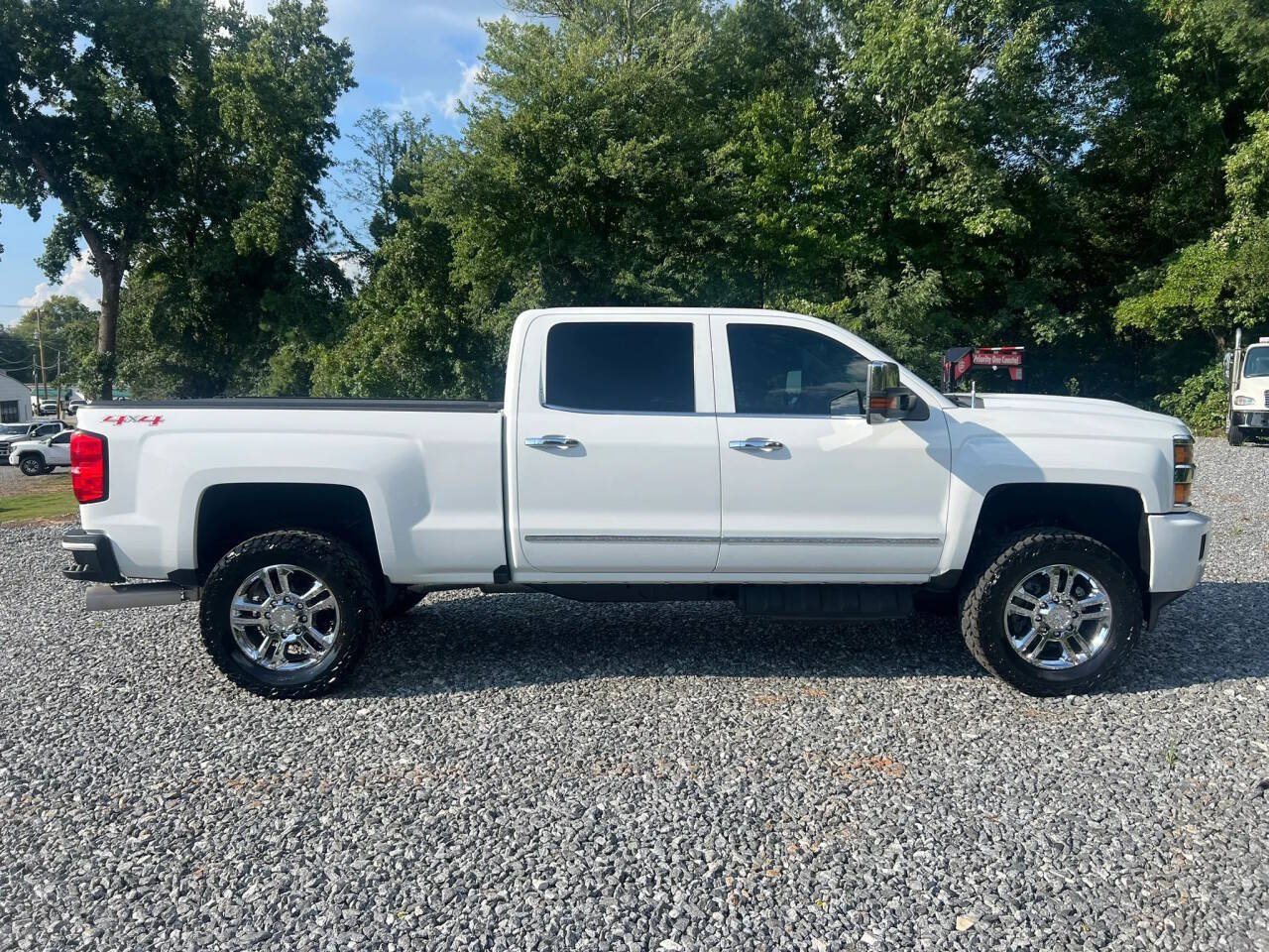 Used 2017 Chevrolet Silverado 2500 High Country w/ Duramax Plus Package AWD/4WD image 9