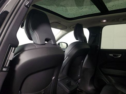 Certified 2024 Volvo XC60 B5 Plus w/ Protection Package Premier image 16