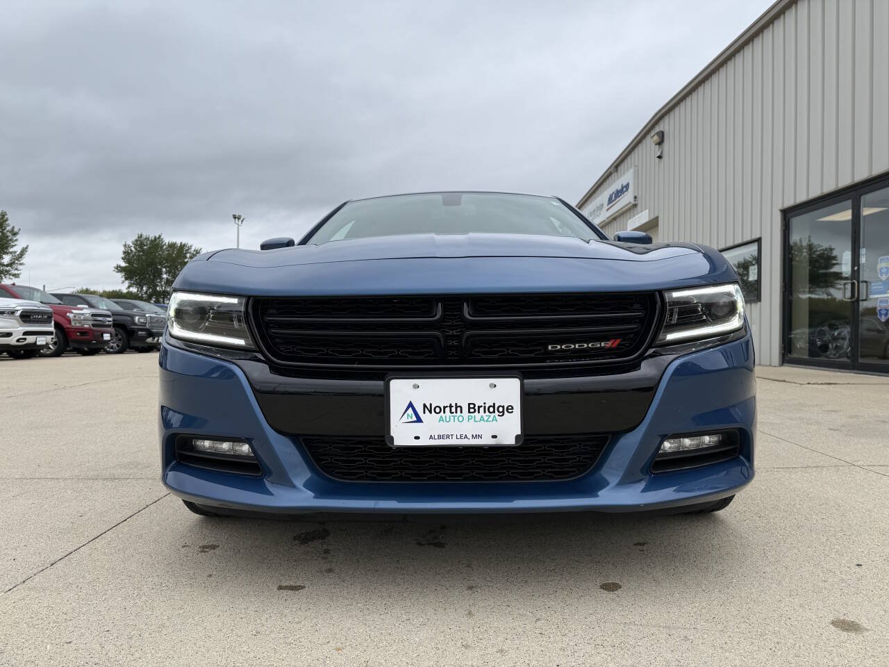 Used 2022 Dodge Charger SXT w/ Plus Group AWD/4WD image 25