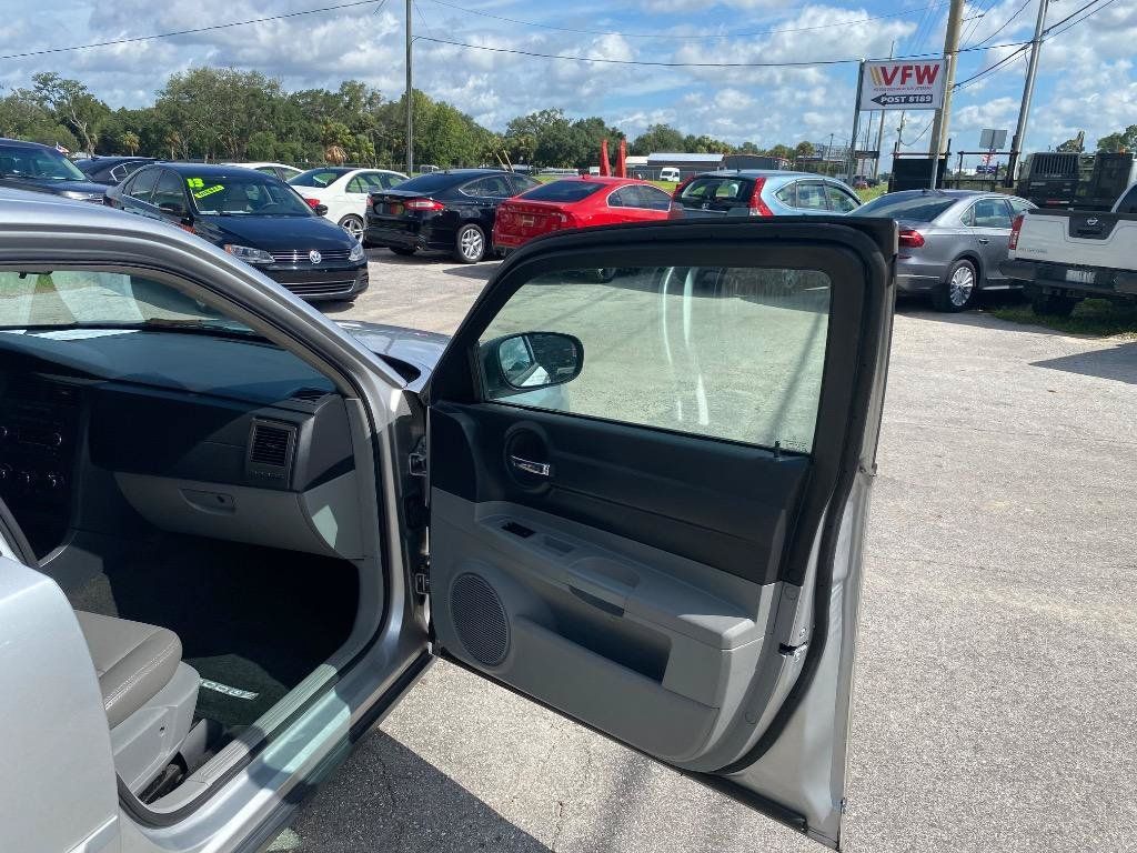 Used 2007 Dodge Charger w/ Convenience Group I RWD image 22