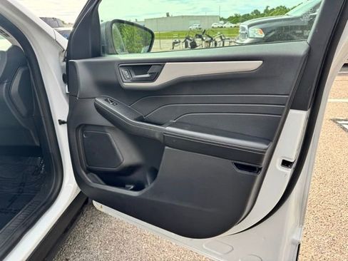 Used 2022 Ford Escape SE AWD/4WD image 27