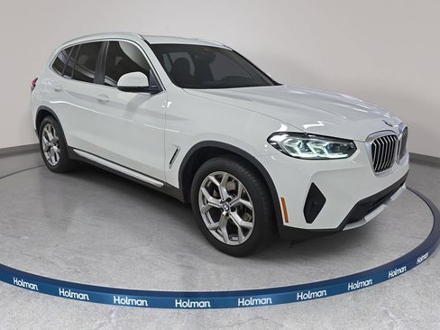 Used 2024 BMW X3 sDrive30i w/ Convenience Package RWD image 3