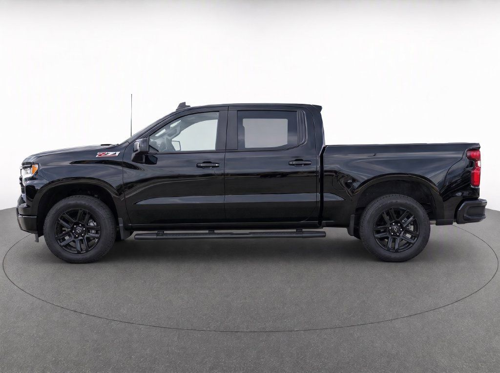 Used 2025 Chevrolet Silverado 1500 RST AWD/4WD image 6