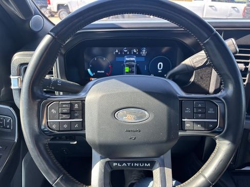 Used 2024 Ford F250 Platinum image 26