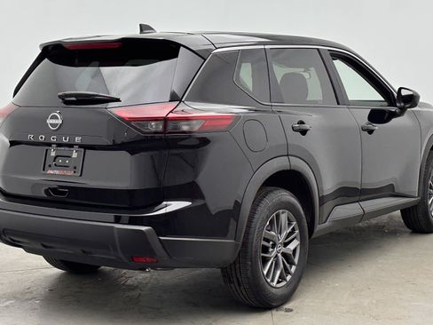 Used 2026 Nissan Rogue SV image 7