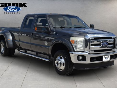 Used 2015 Ford F350 Lariat w/ Lariat Ultimate Package AWD/4WD image 2