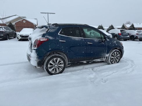 Used 2019 Buick Encore Preferred image 10