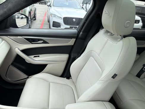 Used 2023 Jaguar F-PACE R-Dynamic S AWD/4WD image 16