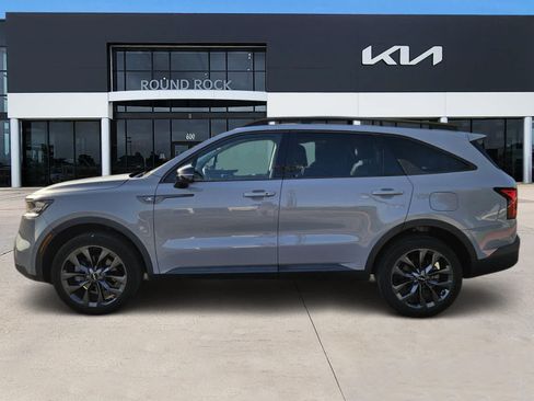 Used 2022 Kia Sorento X-Line EX AWD/4WD image 4