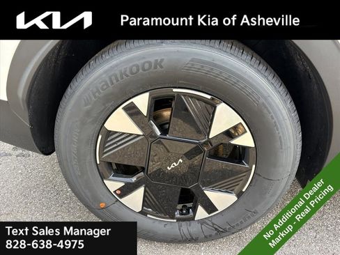 New 2026 Kia Sportage LX image 30