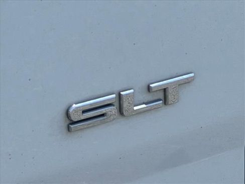 Used 2017 GMC Canyon SLT w/ Driver Alert Package AWD/4WD image 20