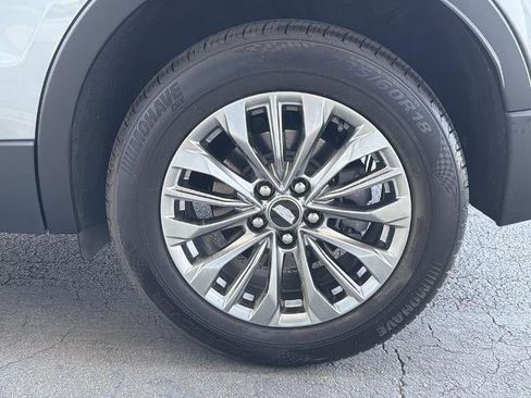 Certified 2025 Cadillac XT4 Premium Luxury FWD image 23