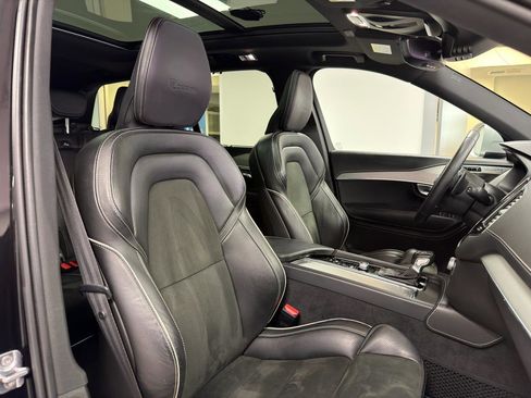 Used 2019 Volvo XC90 T5 R-Design w/ Advanced Package image 12