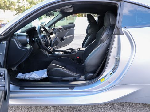 Used 2024 Toyota GR86 Premium RWD image 30