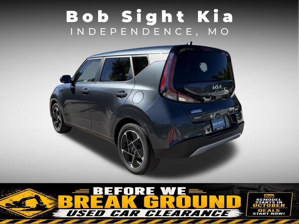 Used 2023 Kia Soul EX FWD image 12