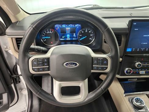 Used 2023 Ford Expedition Max Limited image 21