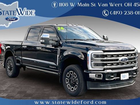 Used 2024 Ford F250 Platinum AWD/4WD image 1