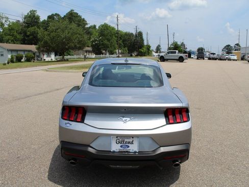 New 2025 Ford Mustang EcoBoost image 10